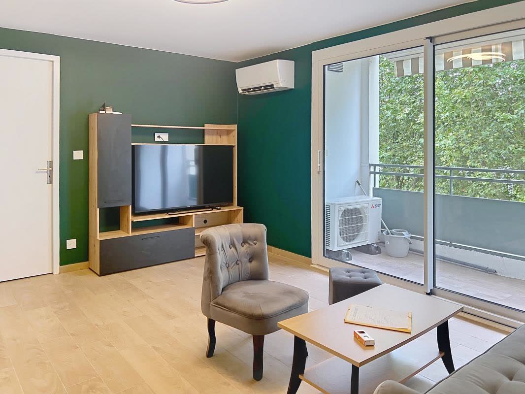 T3 · rénové · meublé · 55 m² · 69005 · Lyon