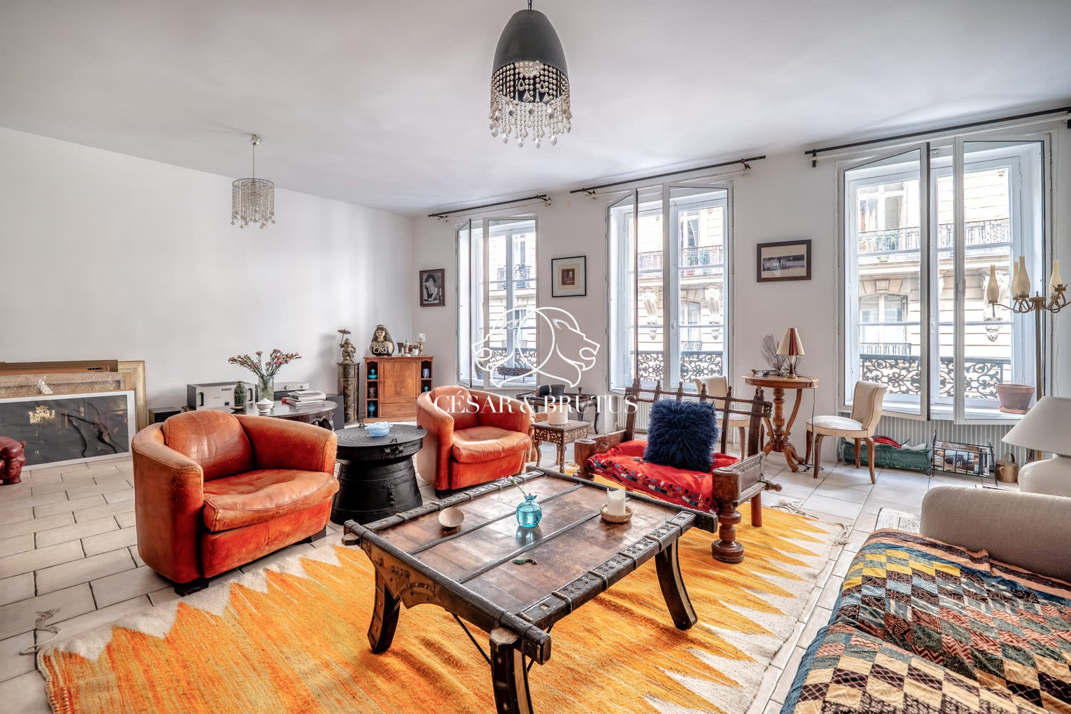 Appartement · 5 pièces · 111,81 m² · Paris 8e