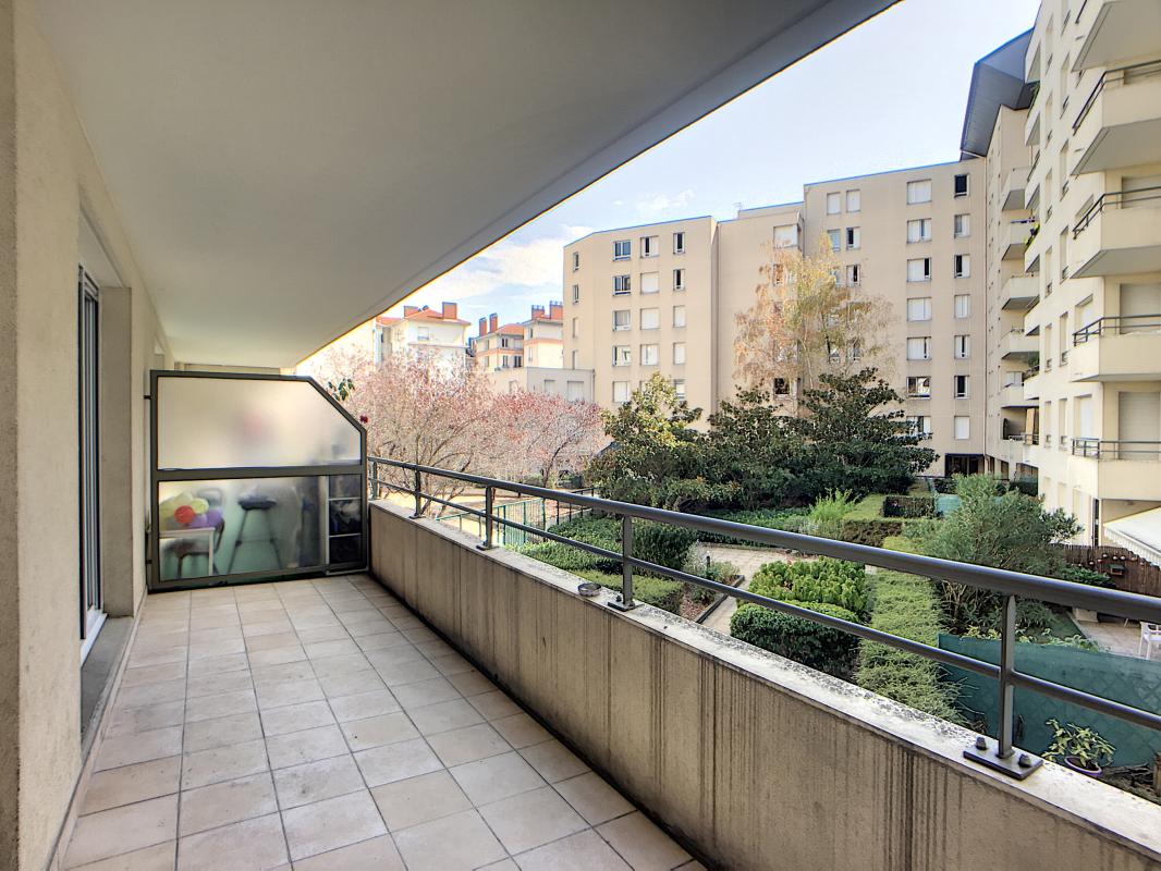 T4 · balcons · garage · 81.21 m² · 69003 · Lyon