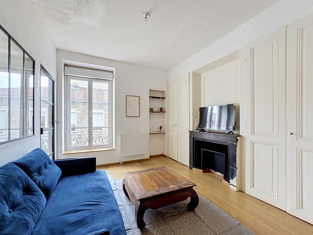 T2 · rénové · meublé · 45 m² · 69600 · Oullins