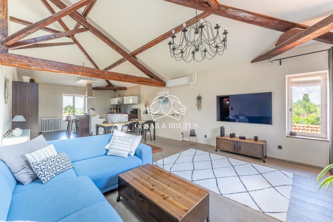 Au calme de l’Ouest Lyonnais : Grand T5 de 111m² en très bon état · Saint Germain Au Mont d’Or