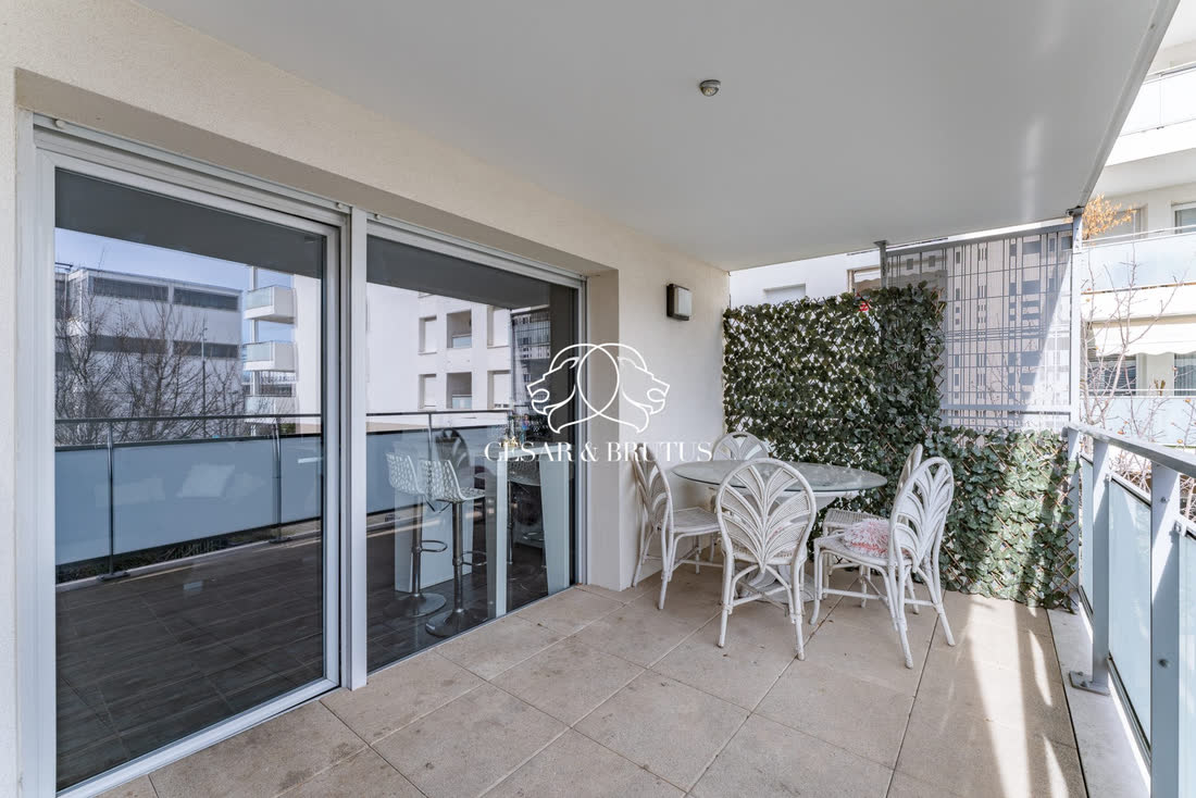 Beau T3 avec grand balcon