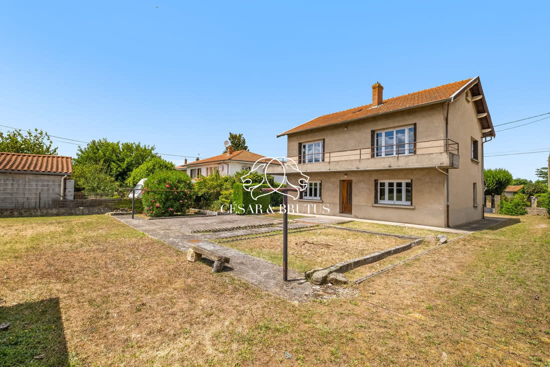 Maison hauteurs de roussillon · 4ch · 140 m² · 661 m²