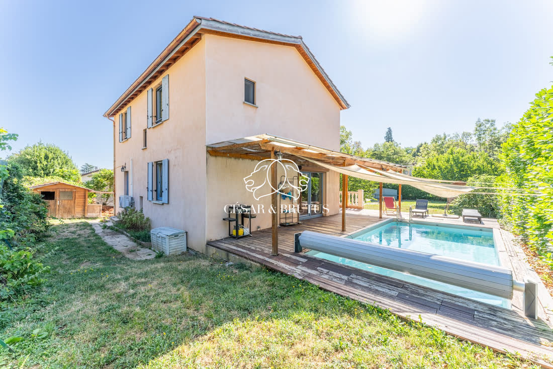 À vendre · Maison familiale de 139 m² avec piscine à Curis-au-Mont-d’Or