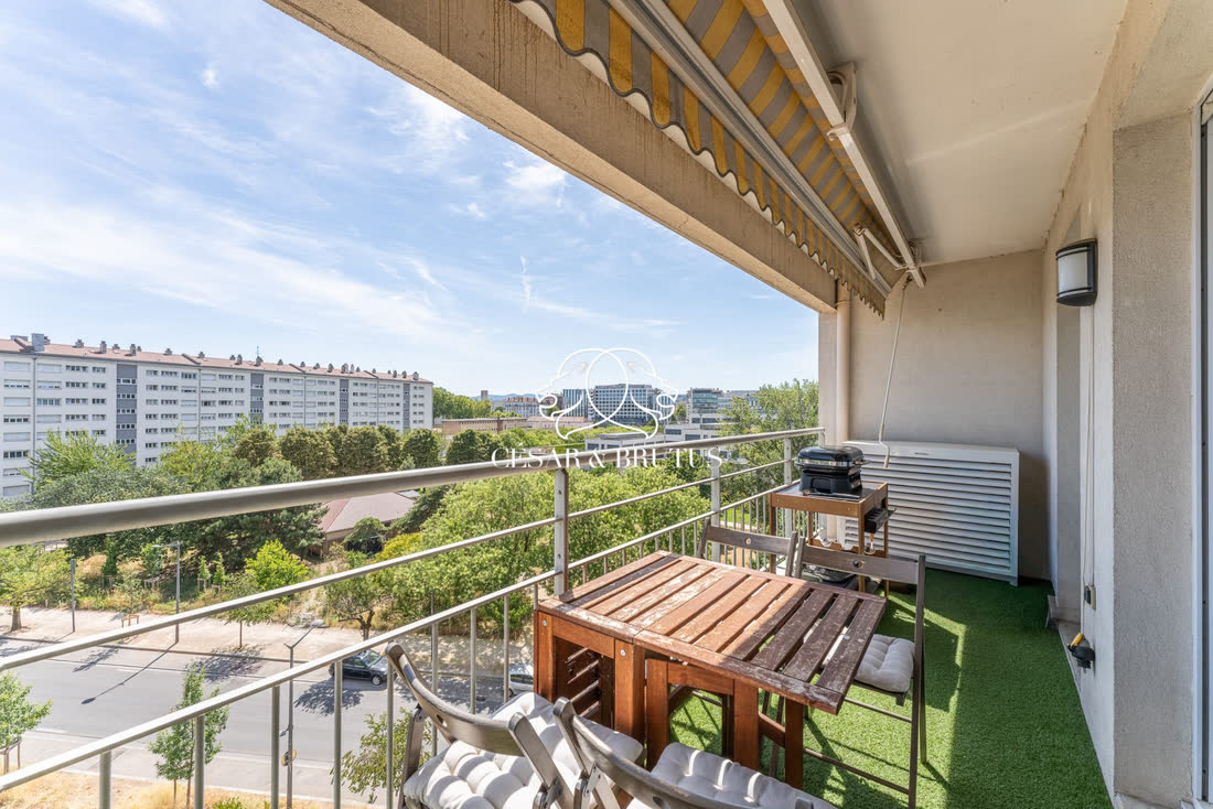 Beau T3 avec terrasse | étage élevé