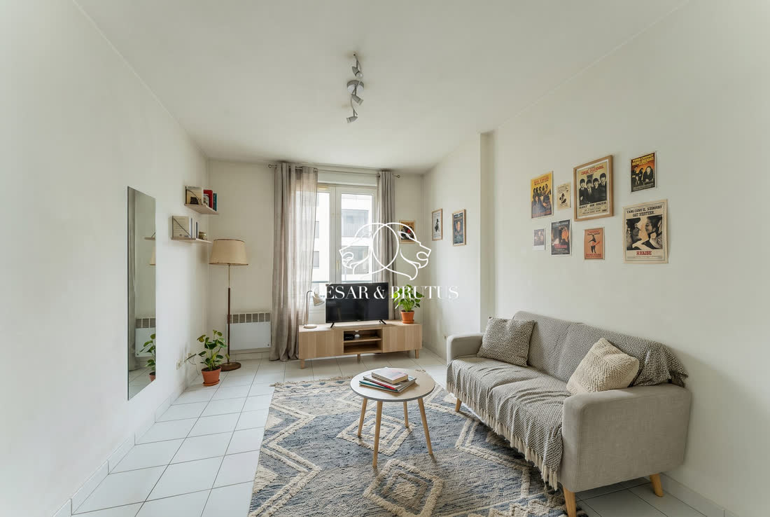 Studio 18 m² · Idéal investisseur ou premier achat