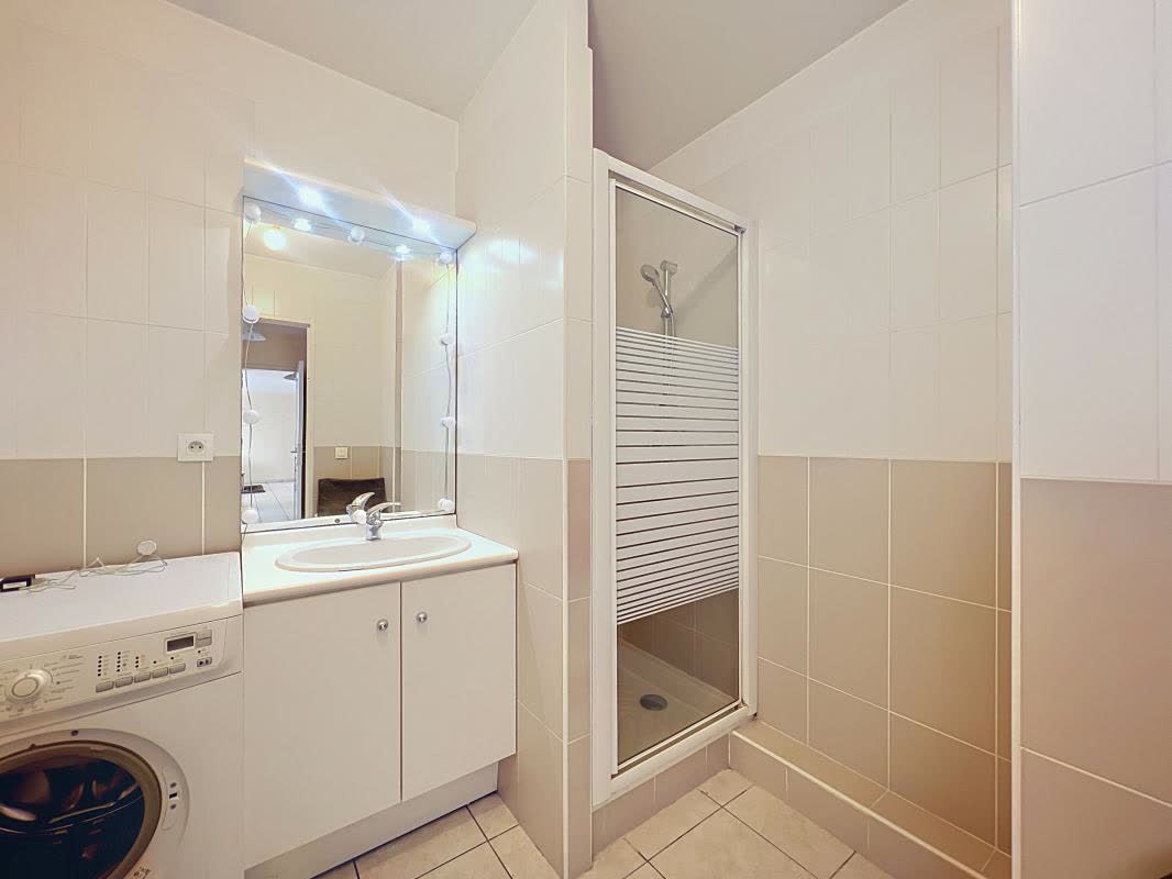 T3 · meublé · 72.60 m² · garage · 69009 · Lyon 1er