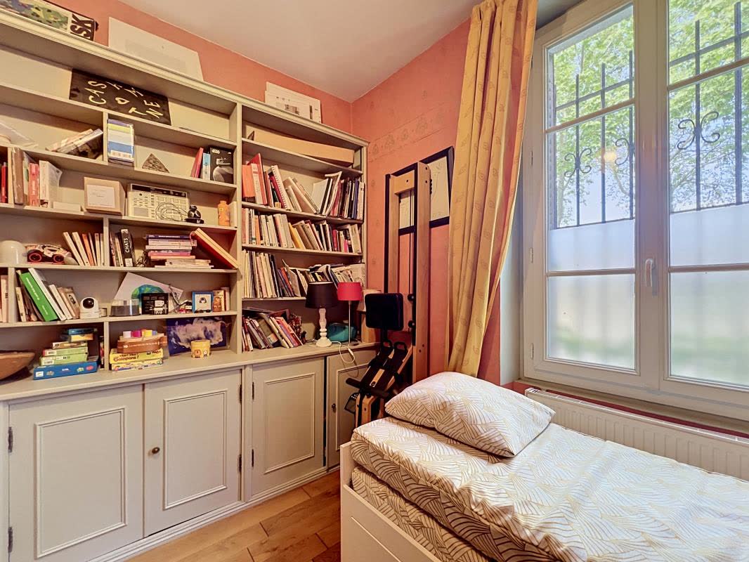 T5 · maison meublée · 4 chambres · 150 m² · terrasse · jardin · 69008 · Lyon 1er