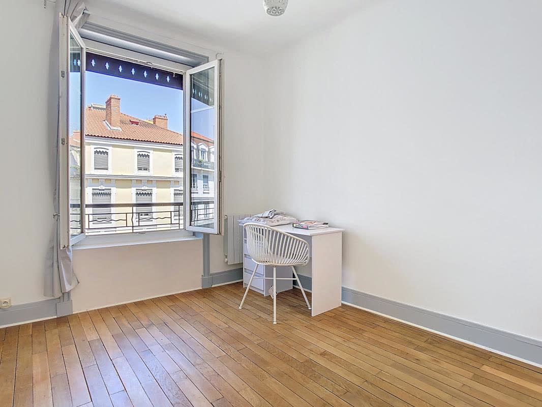 T3 meublé rénové · 49 m² · 69007 Lyon 1er