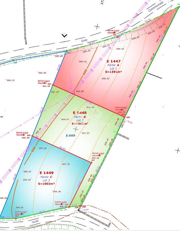 Terrain constructible à viabiliser