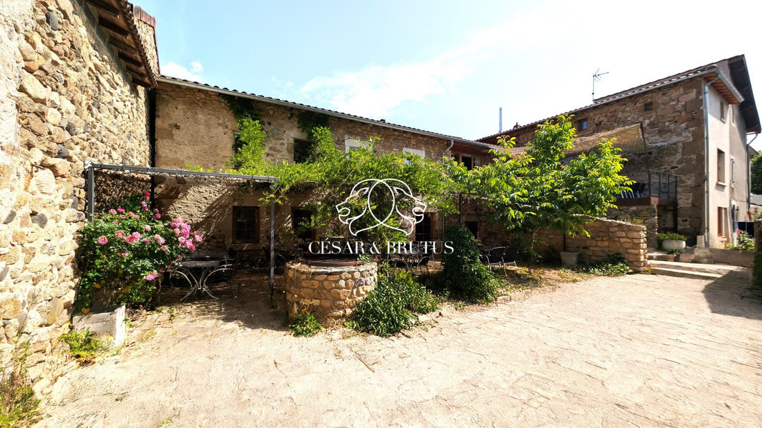 Restaurant les delices de lavoute